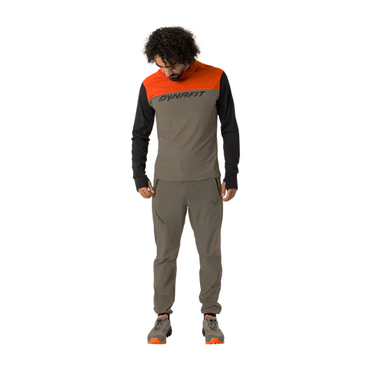 Traverse Dynastretch Hose Herren on_body image