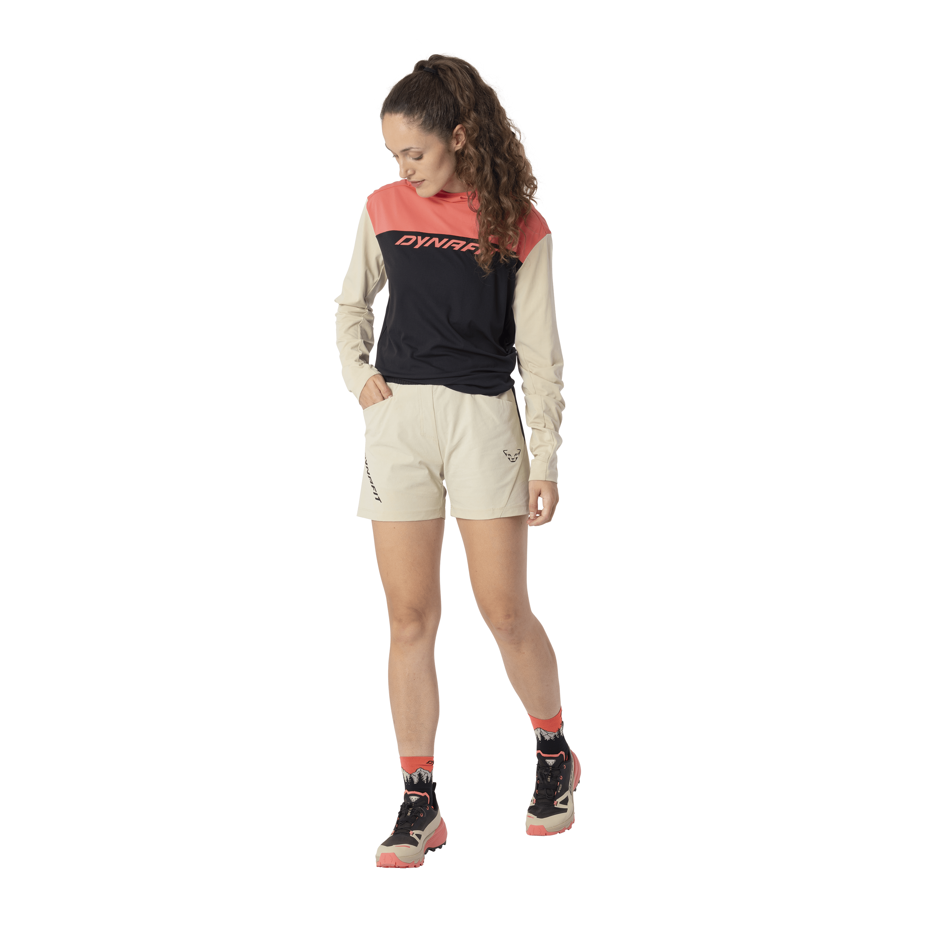 Traverse Sun Hoodie Damen on_body image