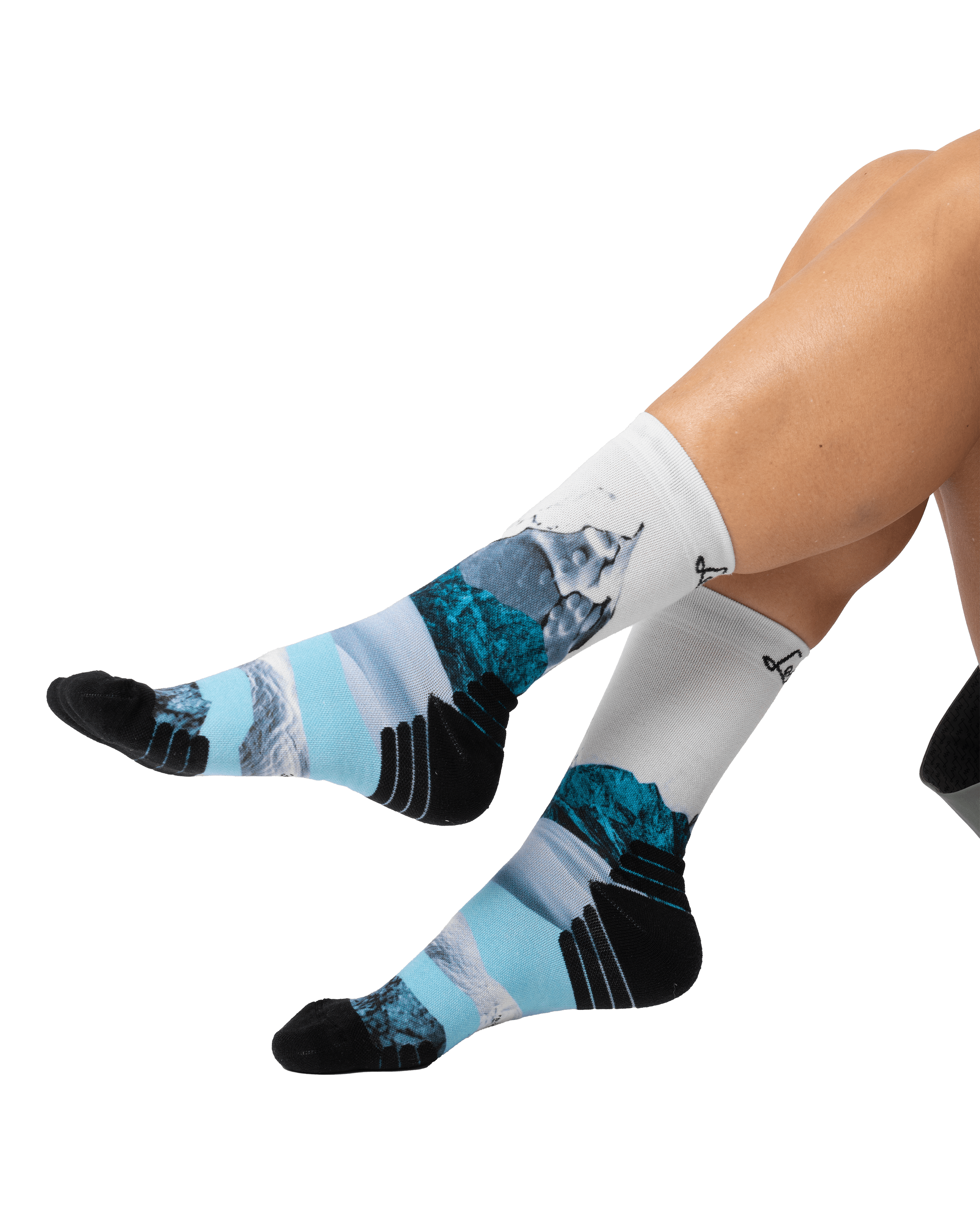 Martha Mountain Light Socke still image