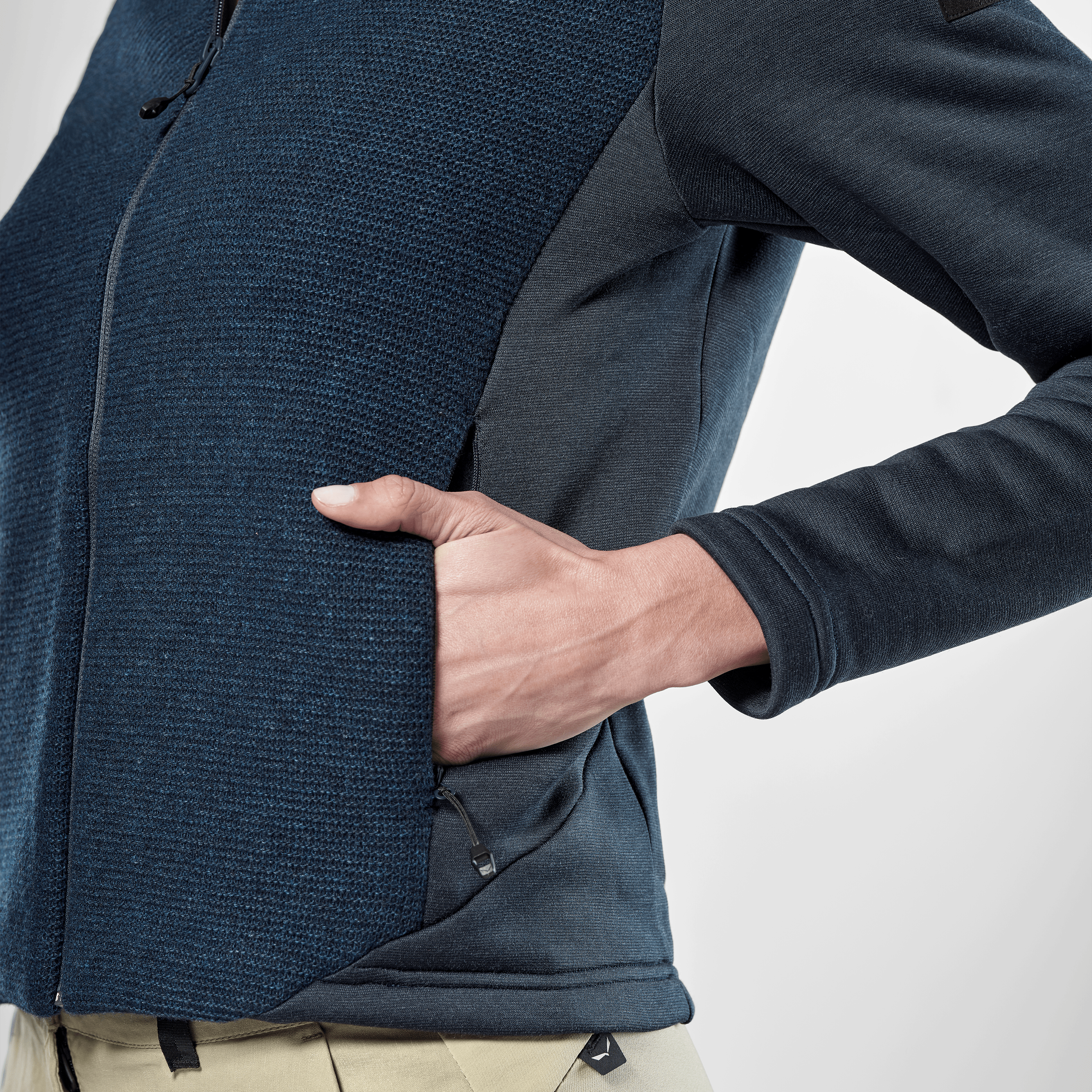 Fanes Sarner Light Hybrid Jacket Women tech_detail image