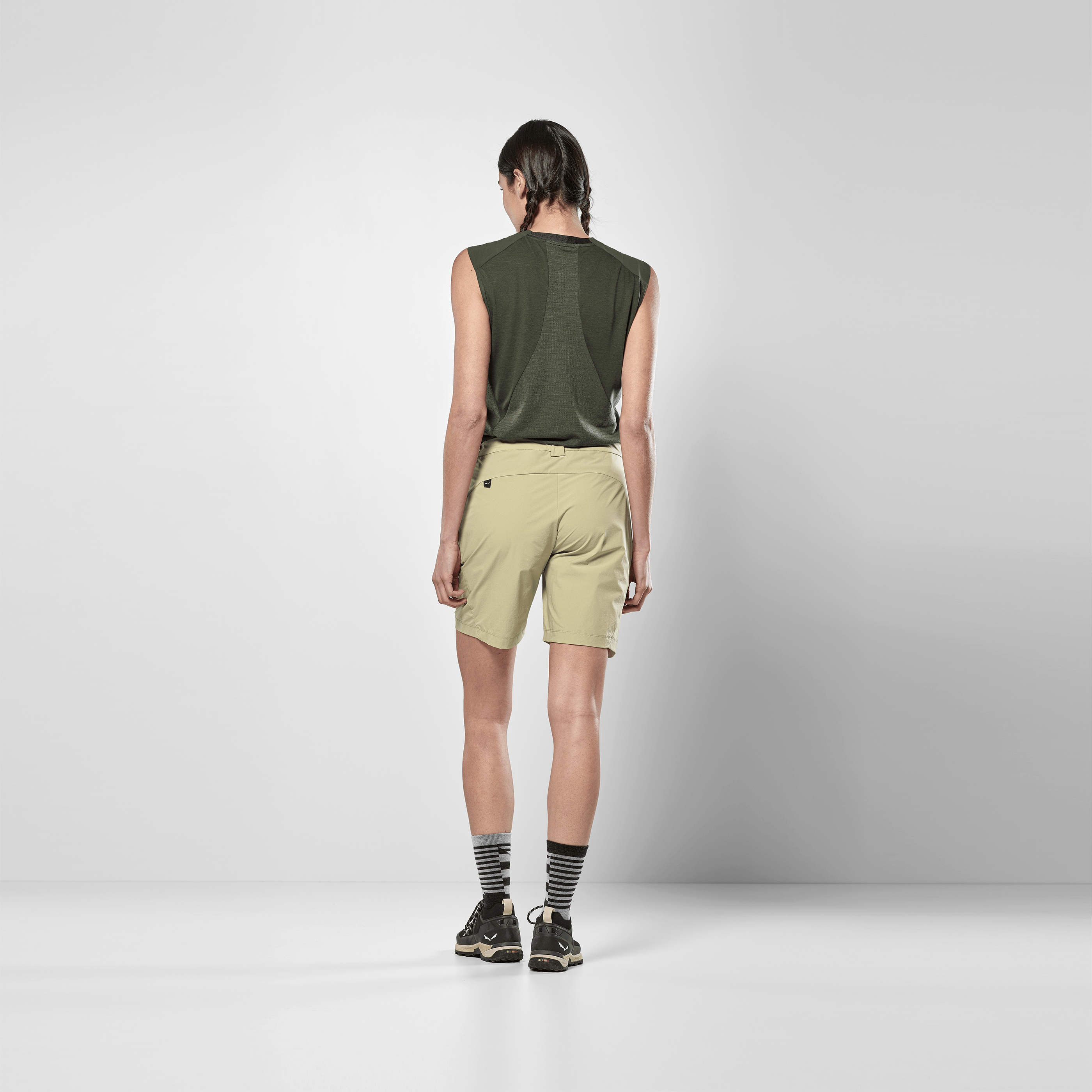 Puez Talvena Durastretch Shorts Damen on_body image