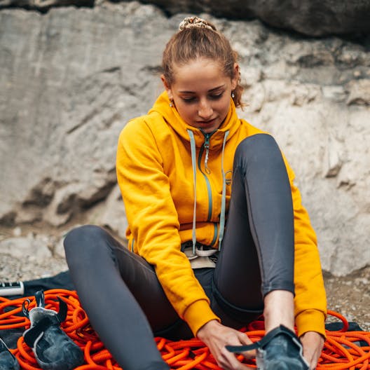 Flow Hoody Woman perspective_view image