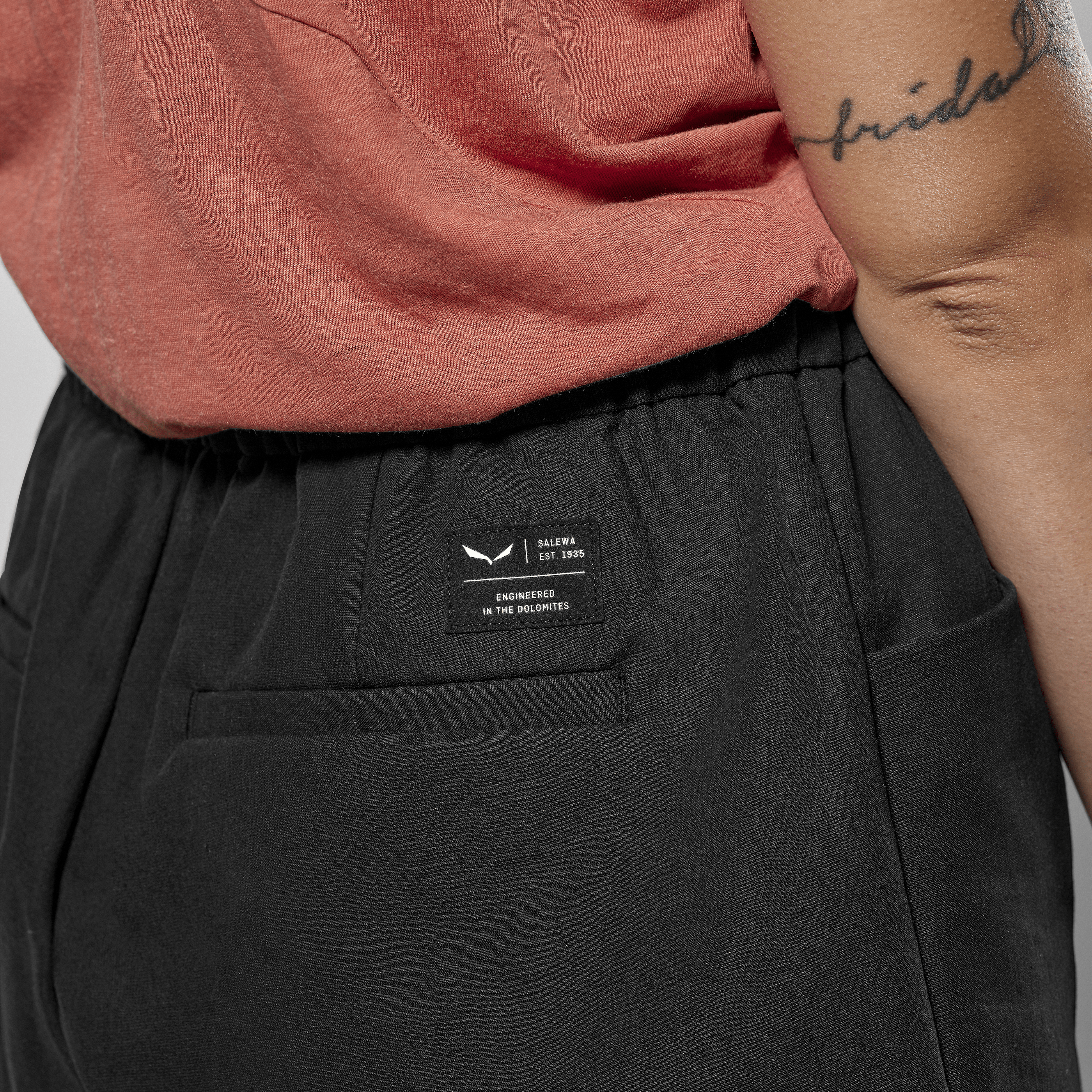 Fanes Hemp Pantalones Cortos Light Mujer tech_detail image