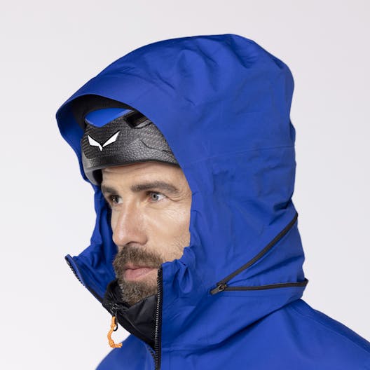 Piuma 3.0 Casco on_body image