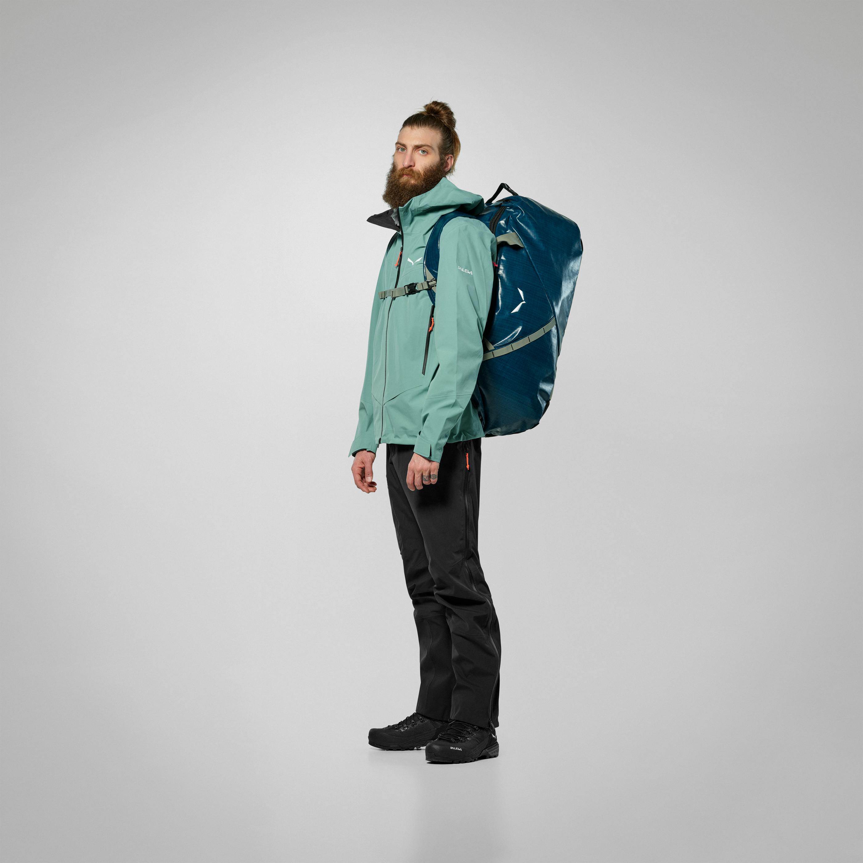 Discovery Duffle Bag L on_body image