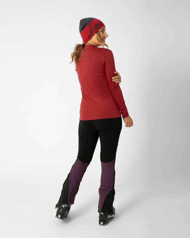 Martha Logo Knit Mütze perspective_view image