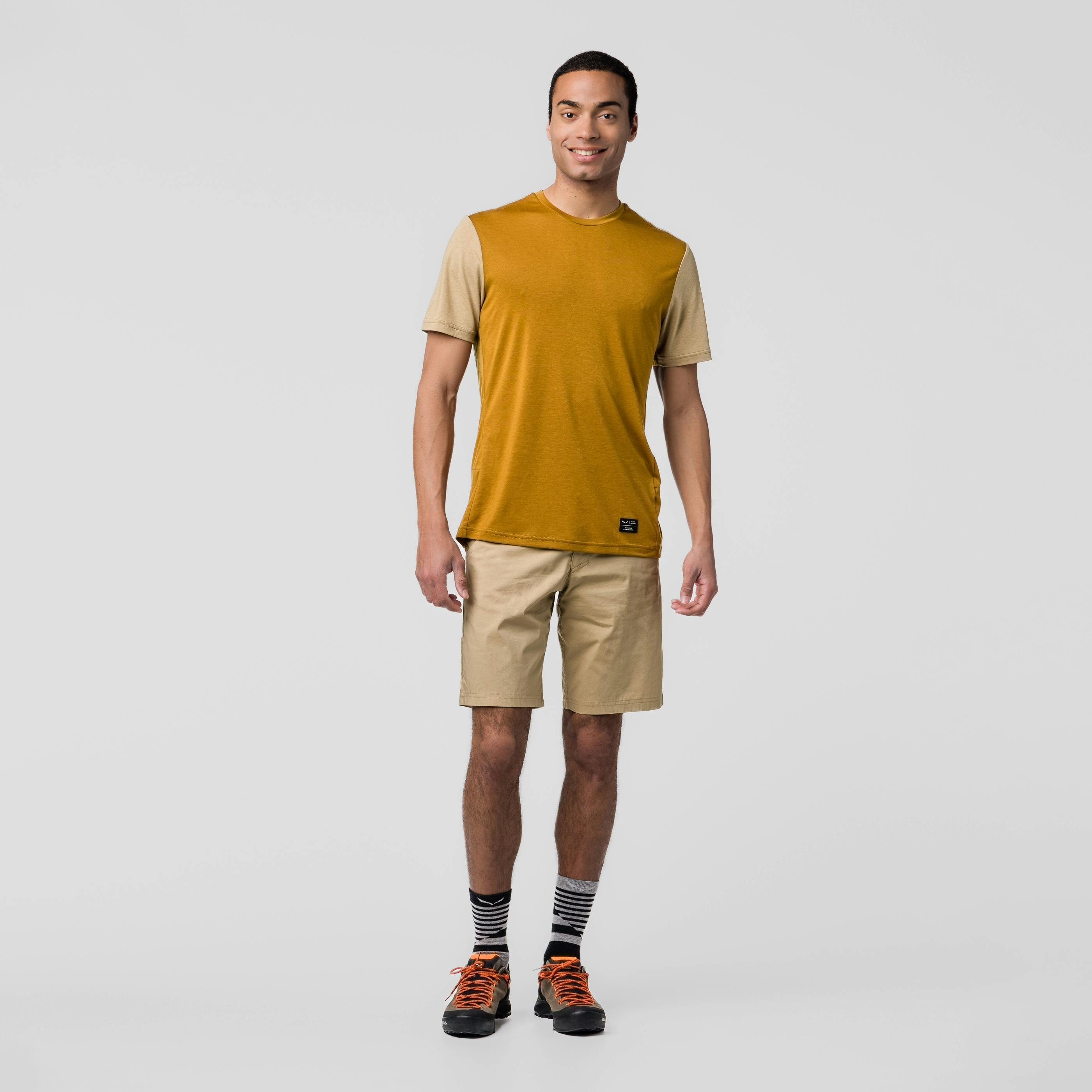 Fanes Dry'Ton Maglietta Uomo on_body image