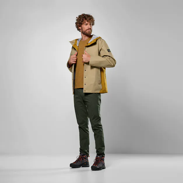 Fanes Hemp Powertex 3 Layers Softshell Jacke Herren on_body image