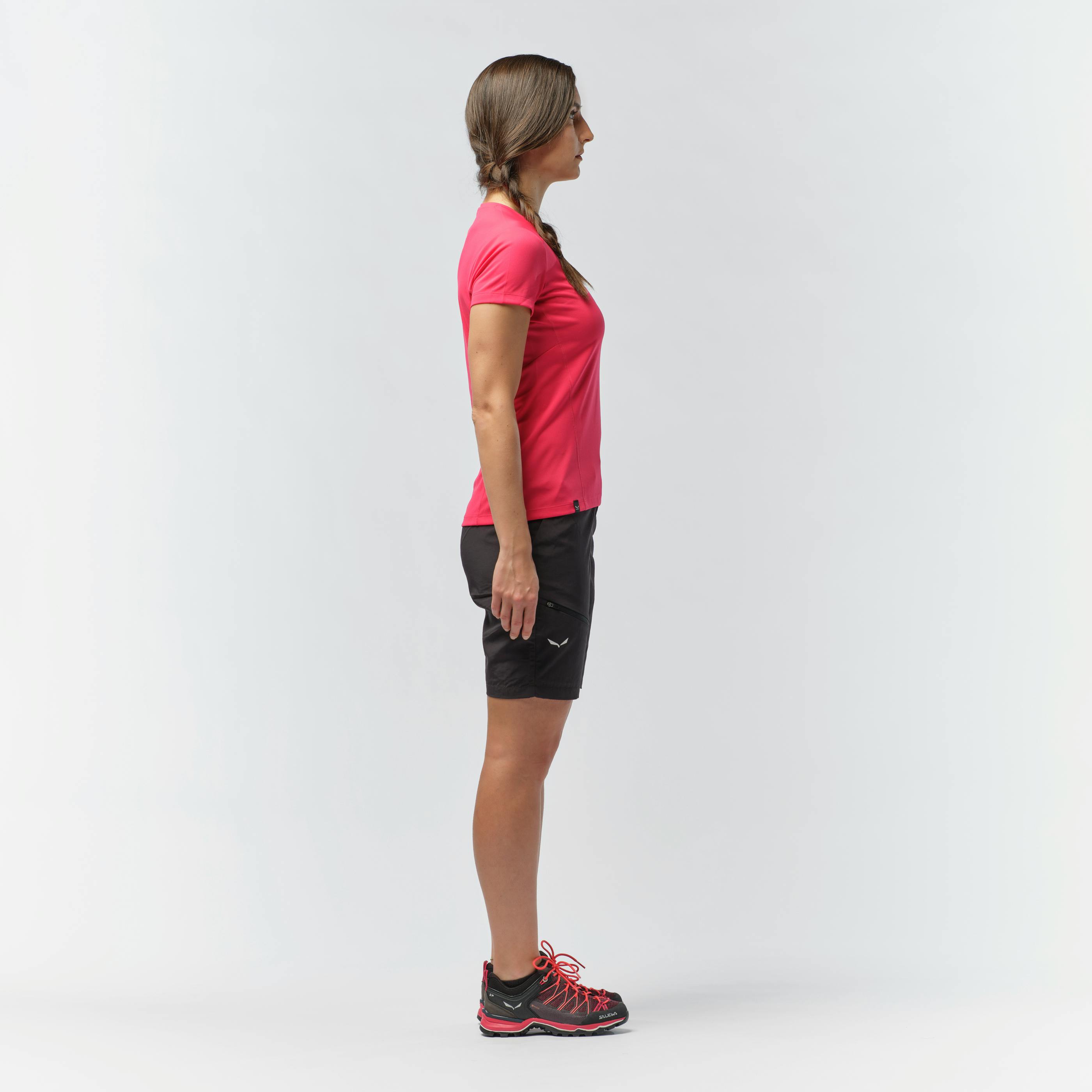 Talvena Durastretch Damen Shorts on_body image