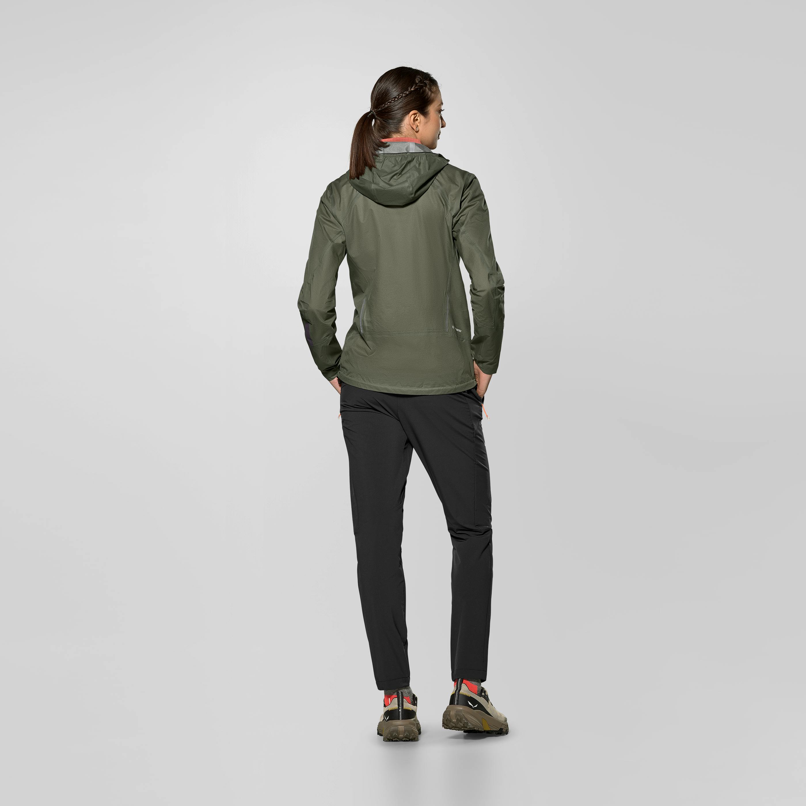 Pedroc 2 Powertex 2.5 Layers Light Jacke Damen on_body image