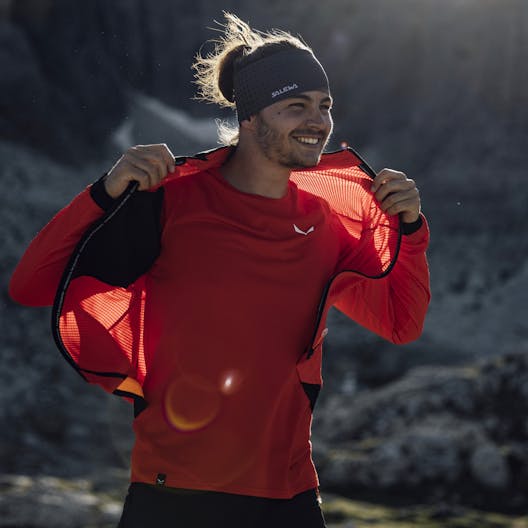 Pedroc 2 Polarlite Jacket Men action_shot image