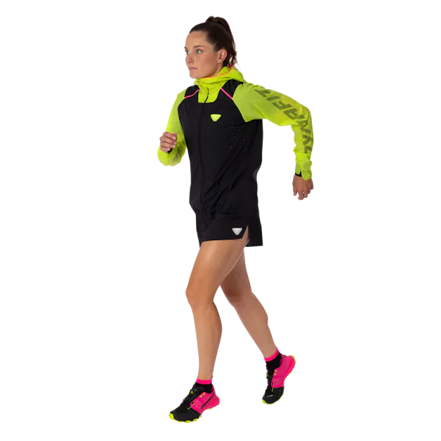 DNA Wind Jacke Damen on_body image