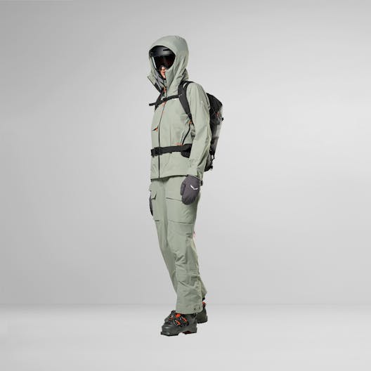 Sella Free 20L Donna on_body image