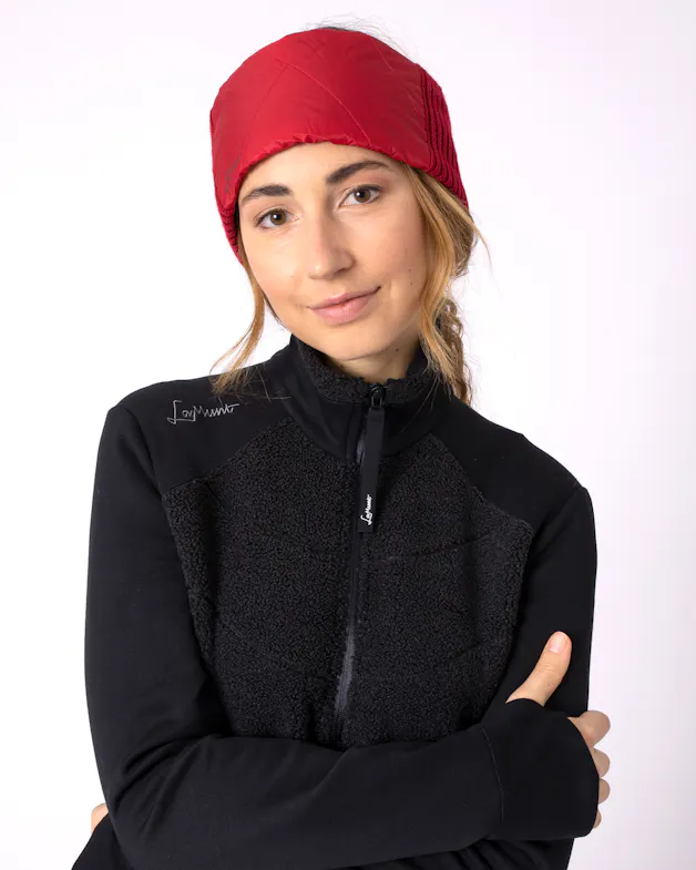 MARTHA COZY STIRNBAND action_shot image