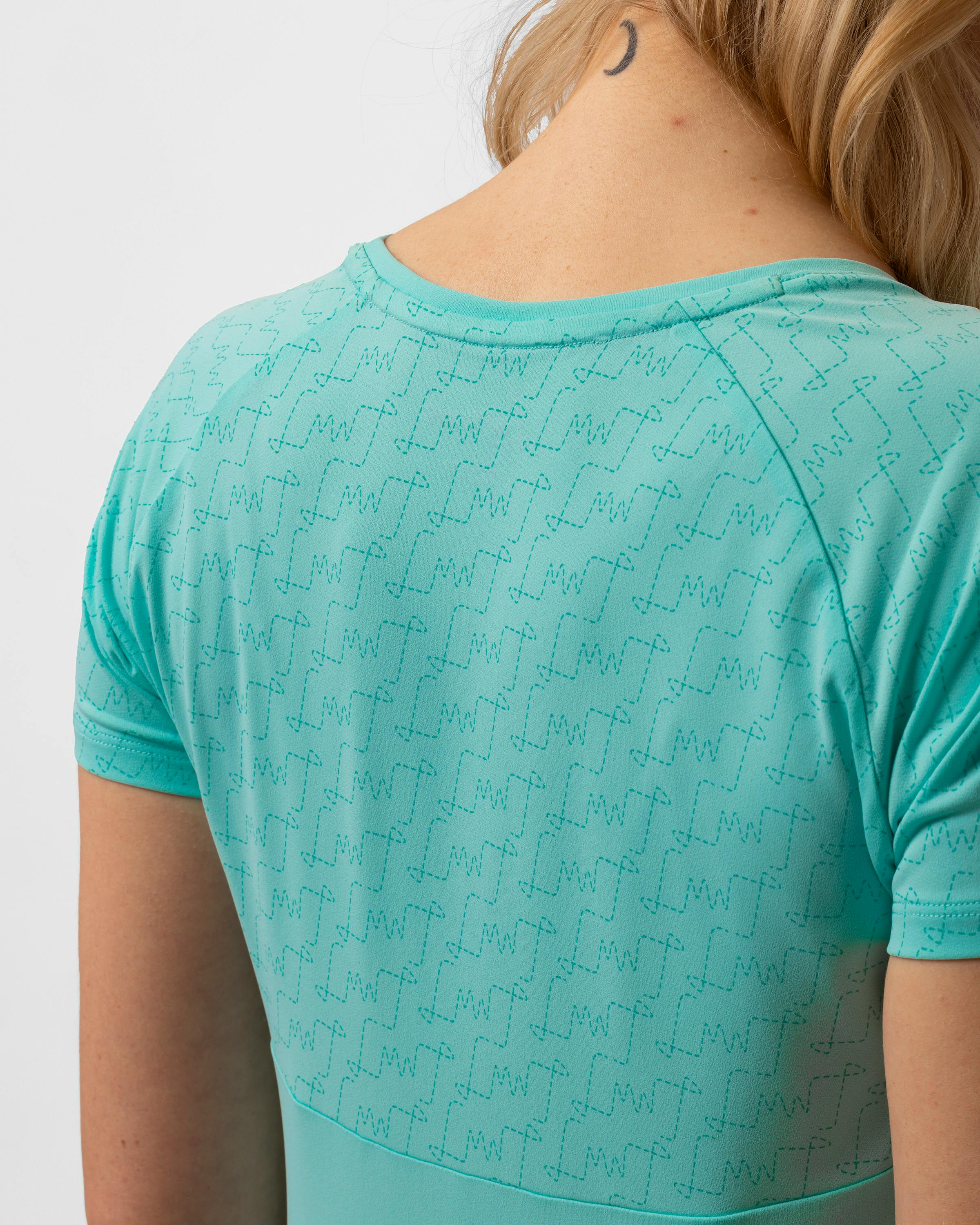 Lara Shirt tech_detail image