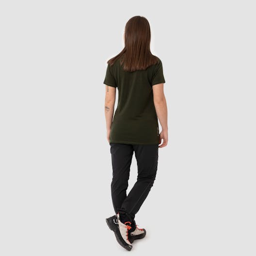 Pure Eagle Sketch Merino T-Shirt Damen on_body image