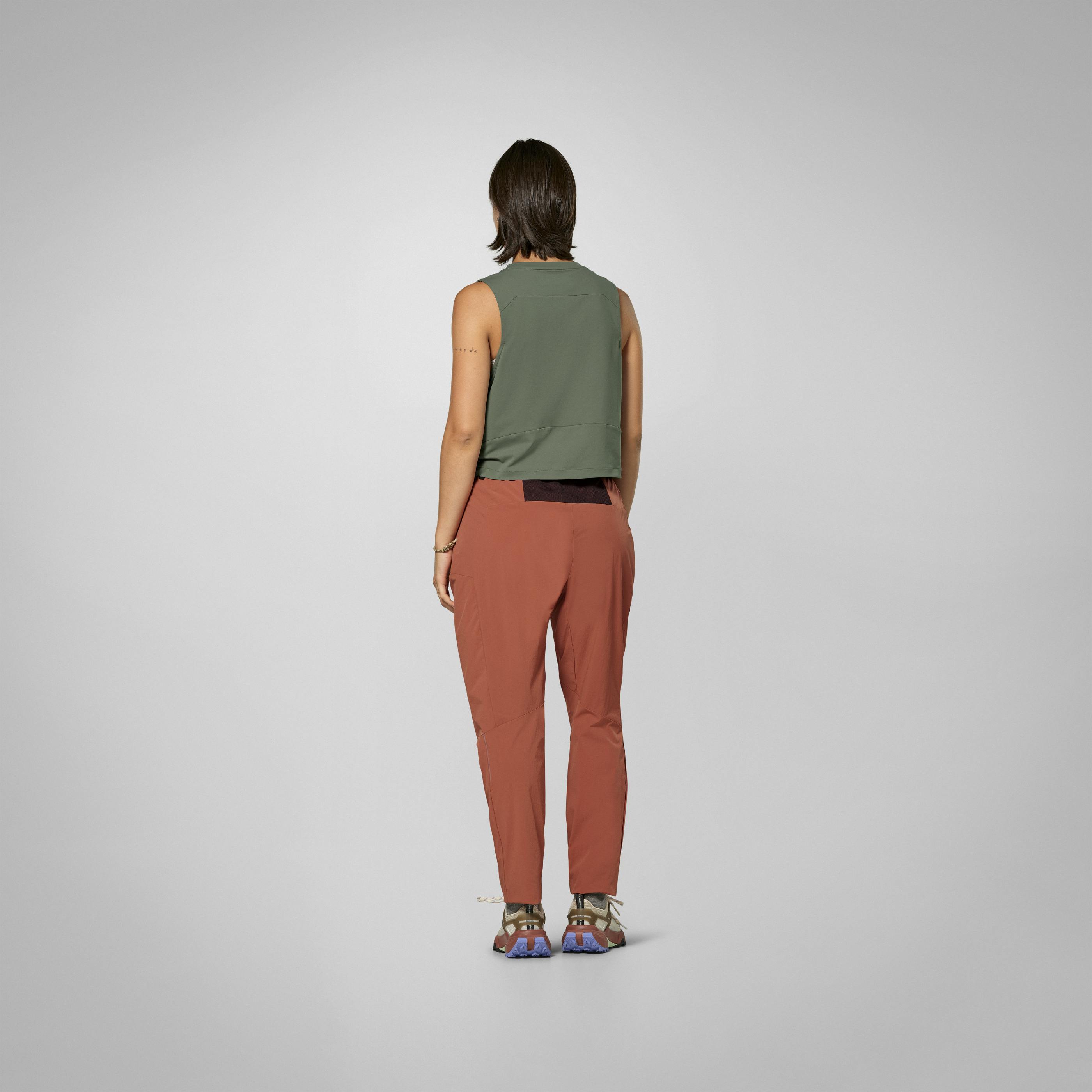 Pedroc 3 Durastretch Light Pant Women on_body image