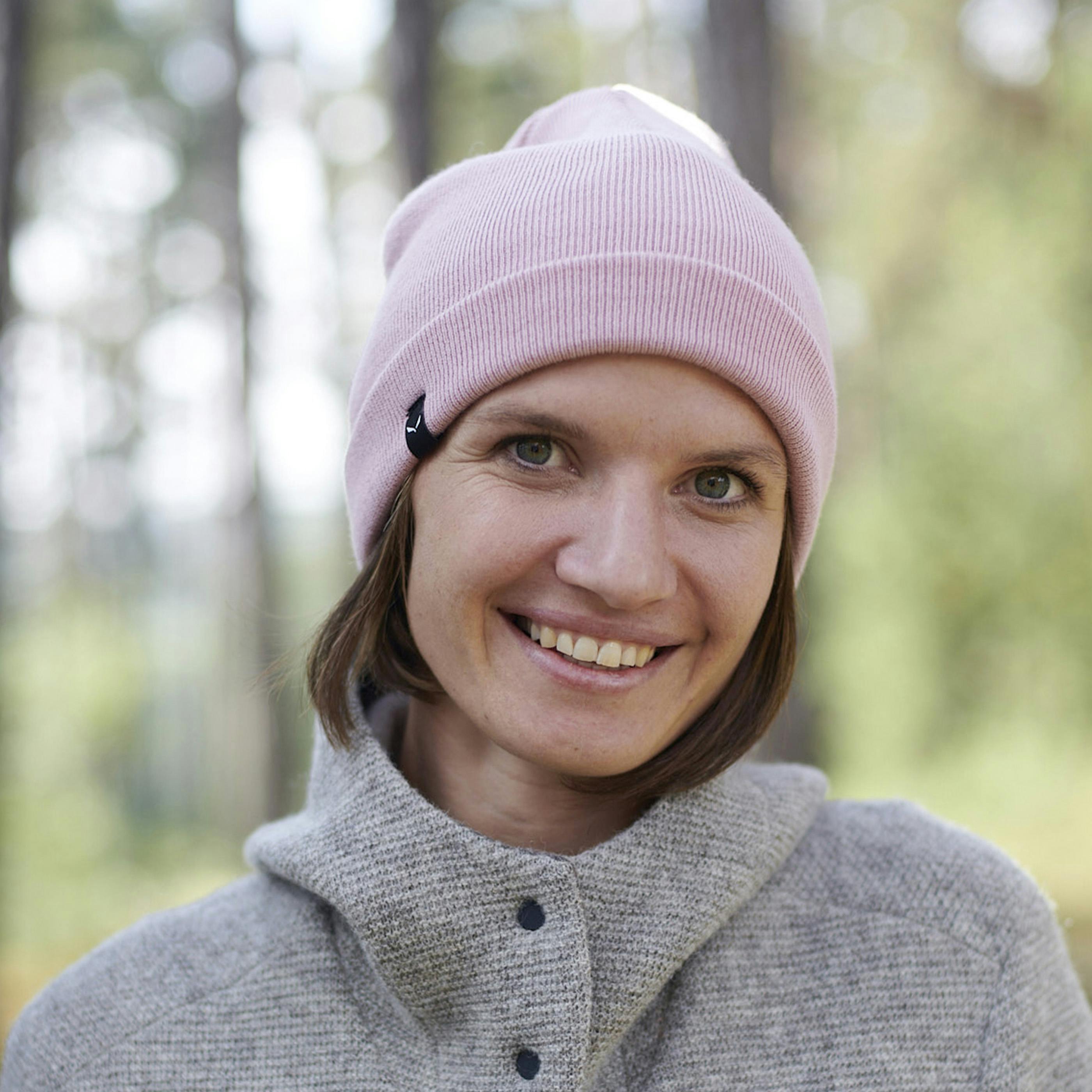 Puez Merino Beanie action_shot image