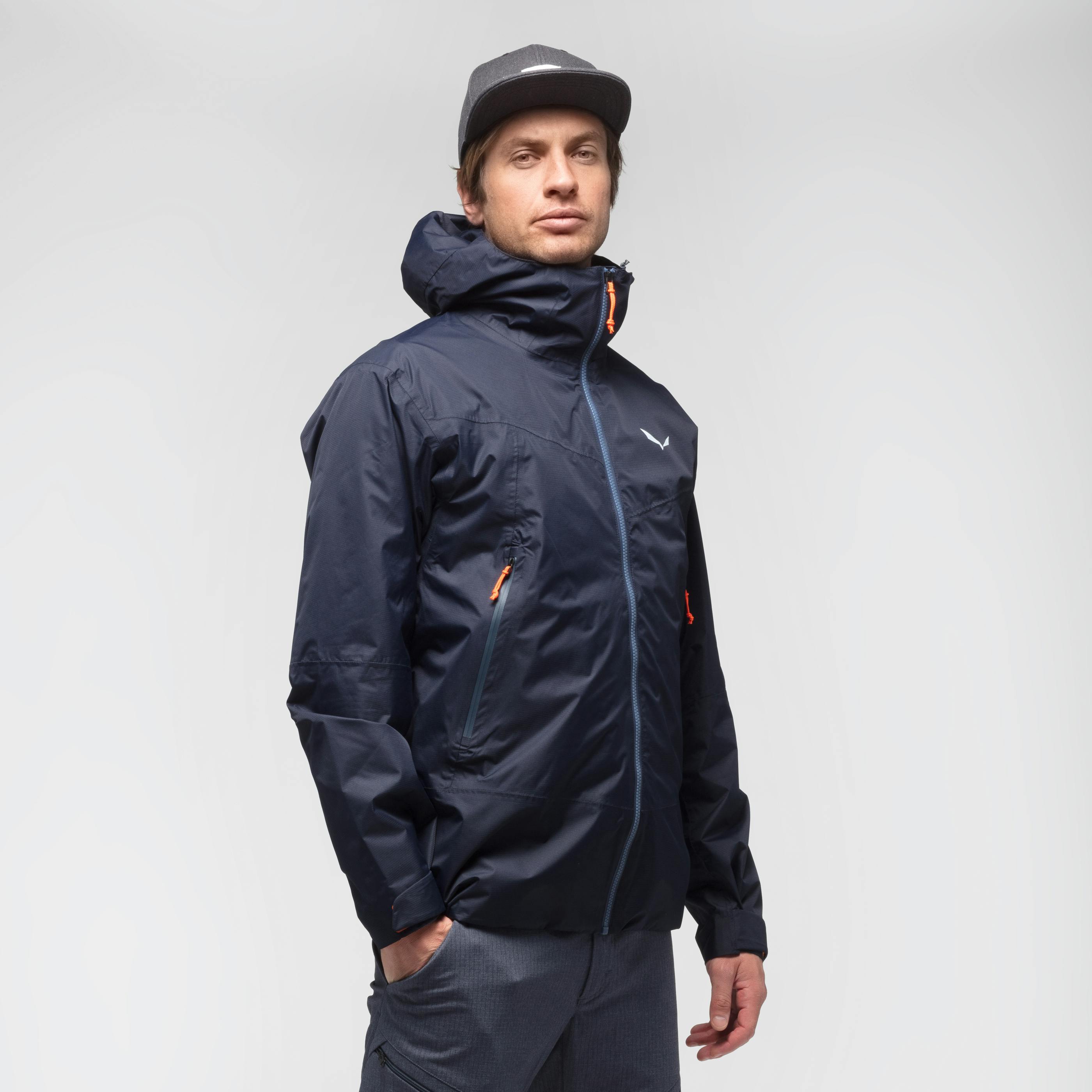 Puez Clastic 2 Powertex Hardshell Men's Jacket on_body image