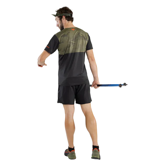 Trail Graphic Shirt Men perspective_view image