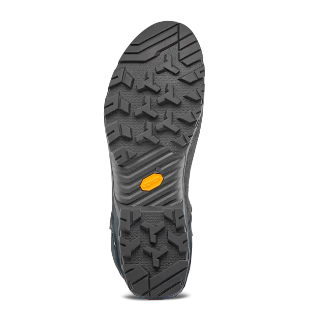 Mountain Trainer 3 Tech Mid GORETEX® Man perspective_view image