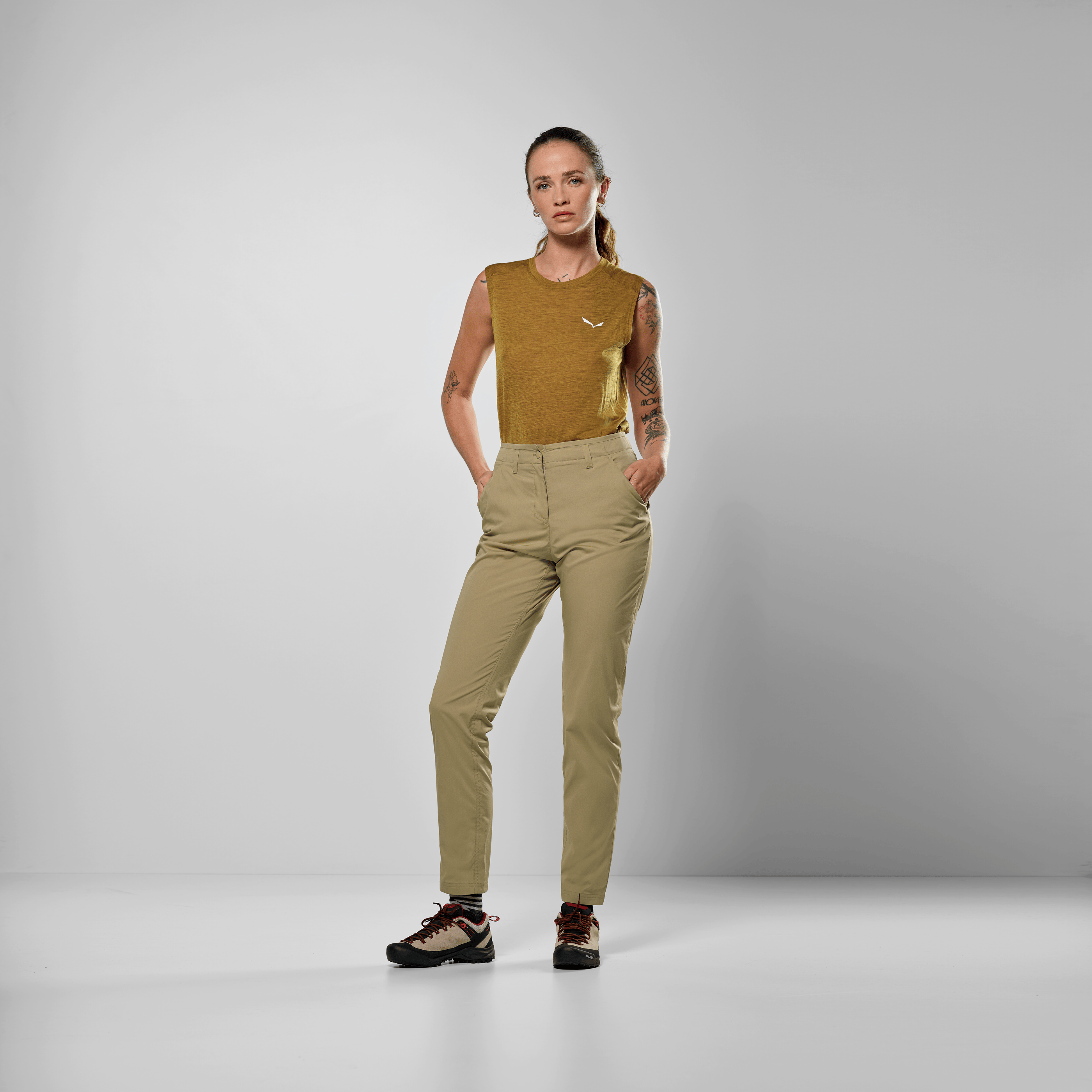 Pantaloni Lunghi Donna SALEWA Fanes - Per Escursionismo, Con Inserti Elastici, Tasche Con Cerniera