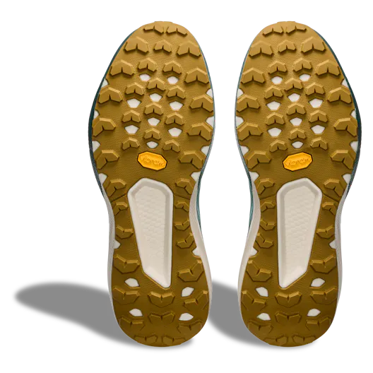 Trail Running Shoe Men perspective_view image