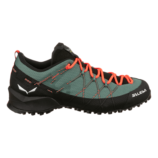 Wildfire 2 Shoe Women perspective_view image