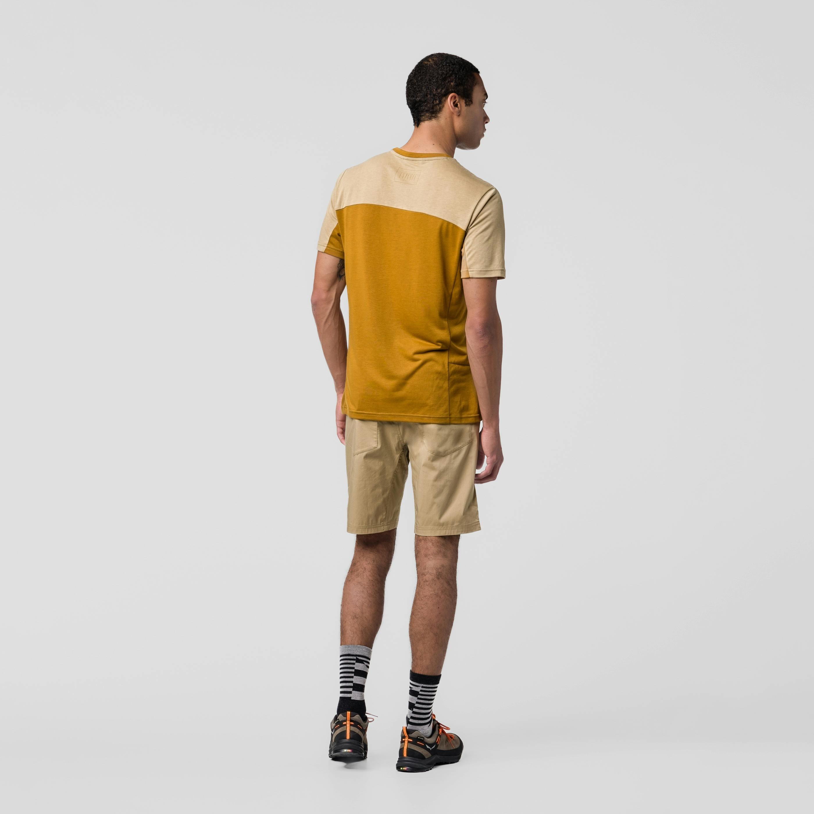 Fanes Dry'Ton Maglietta Uomo on_body image