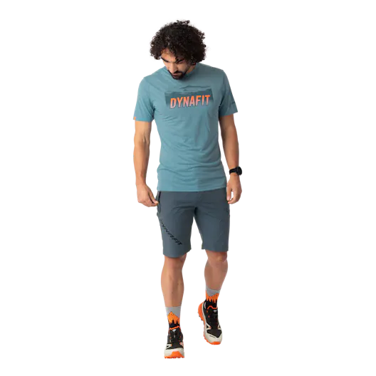 Short Transalper Light Dynastretch uomo on_body image