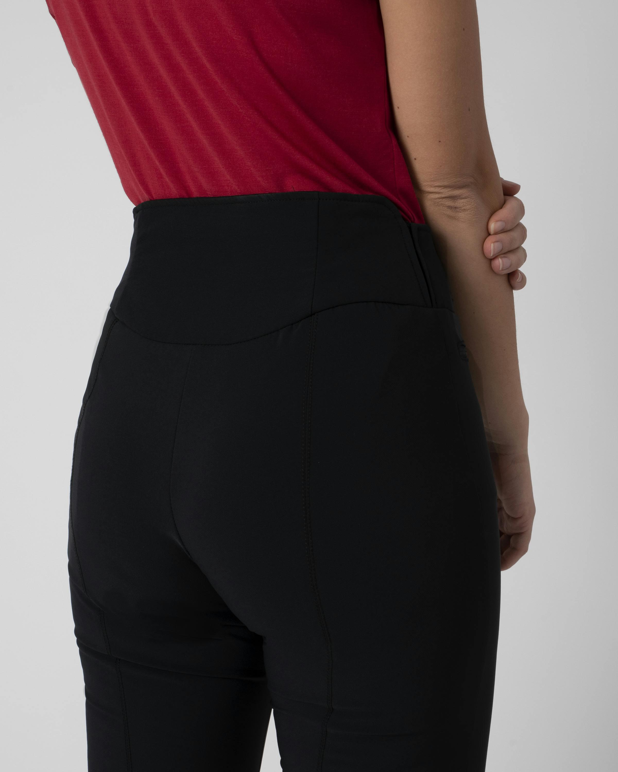 Constanze Pantaloni tech_detail image