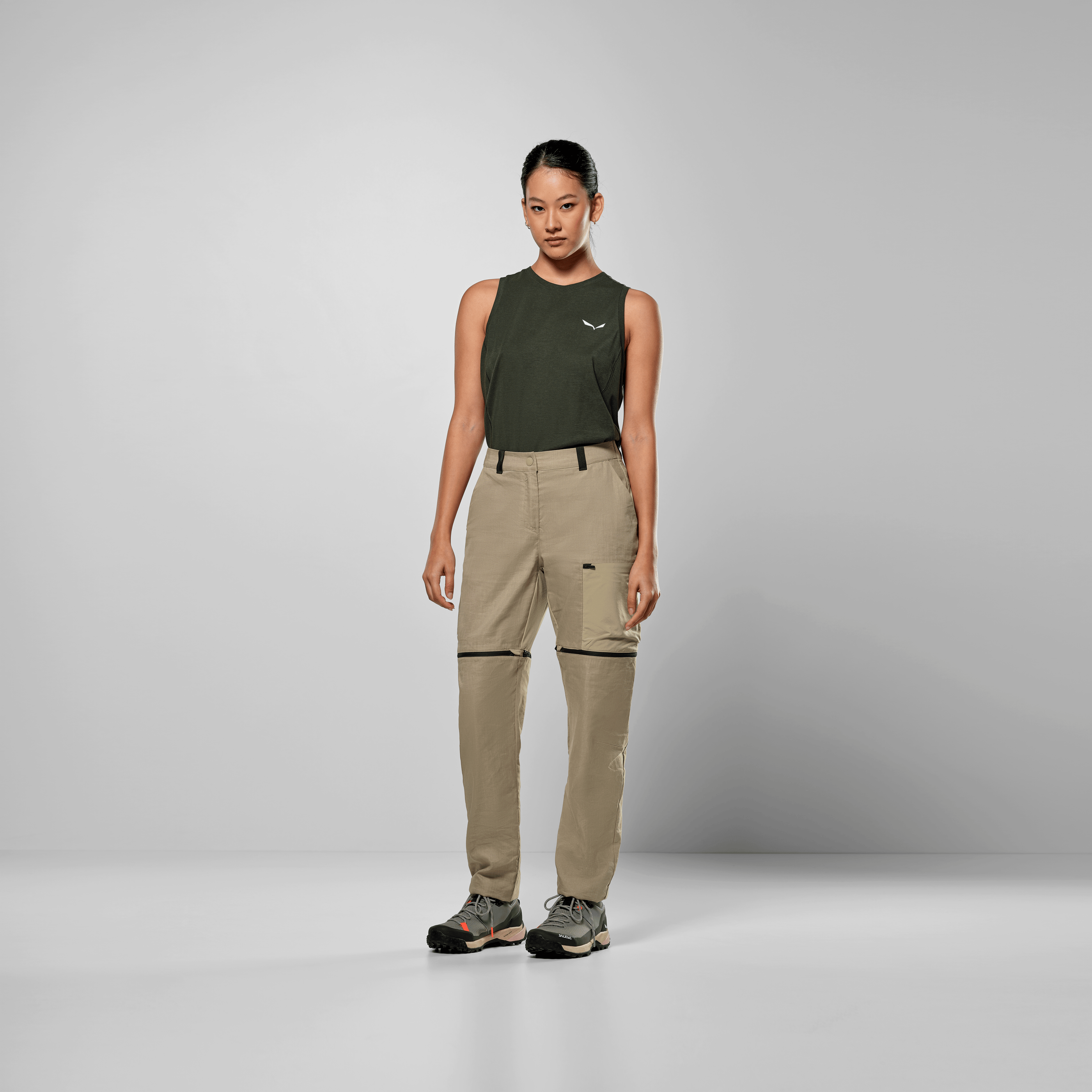 Puez Hemp Durastretch 2 in 1 Pant Women on_body image