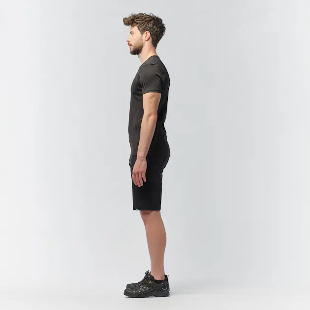 Sporty B 4 Dry'Ton Herren T-Shirt on_body image