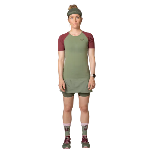 Ultra S-Tech Shirt Women on_body image