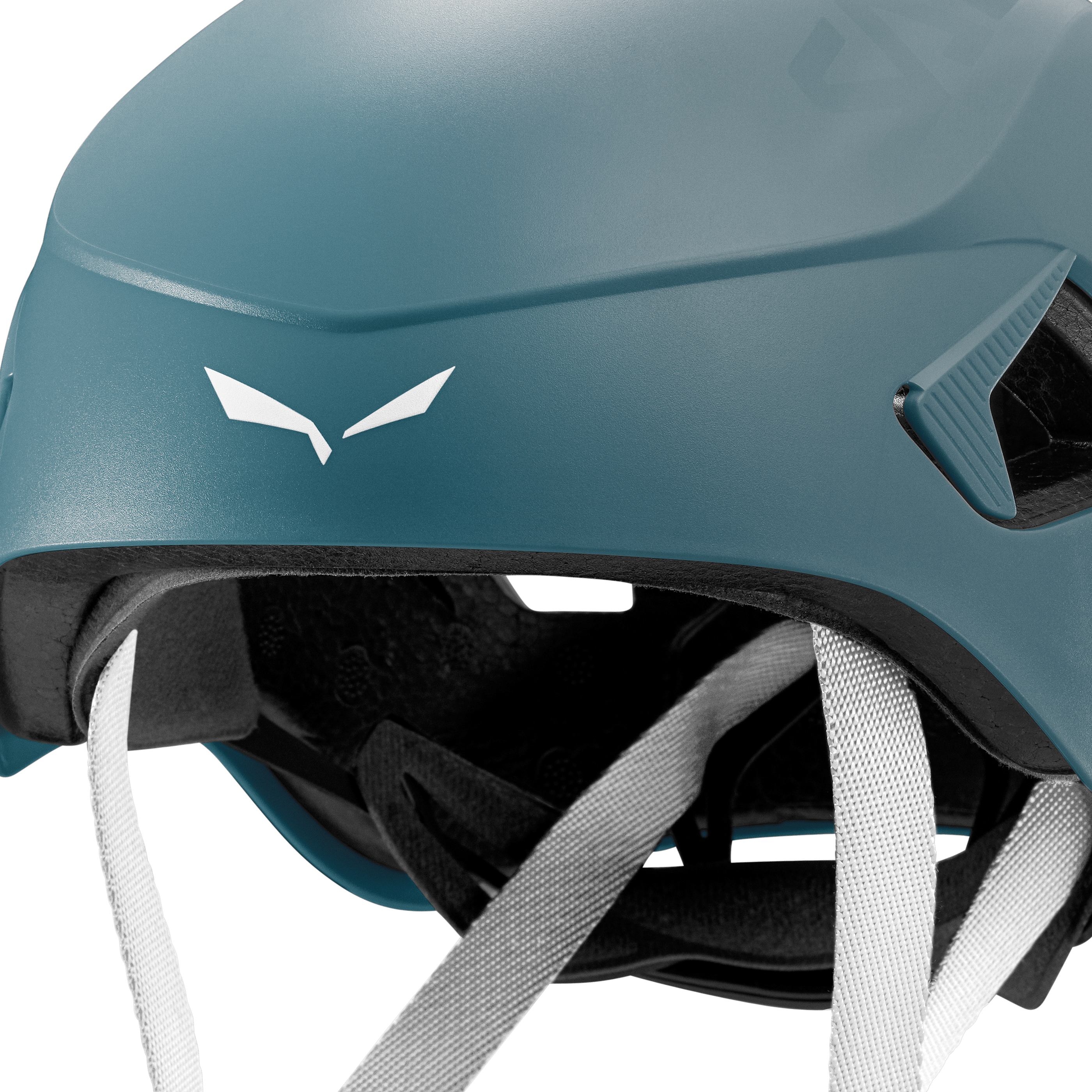 Pura 2.0 Helm perspective_view image