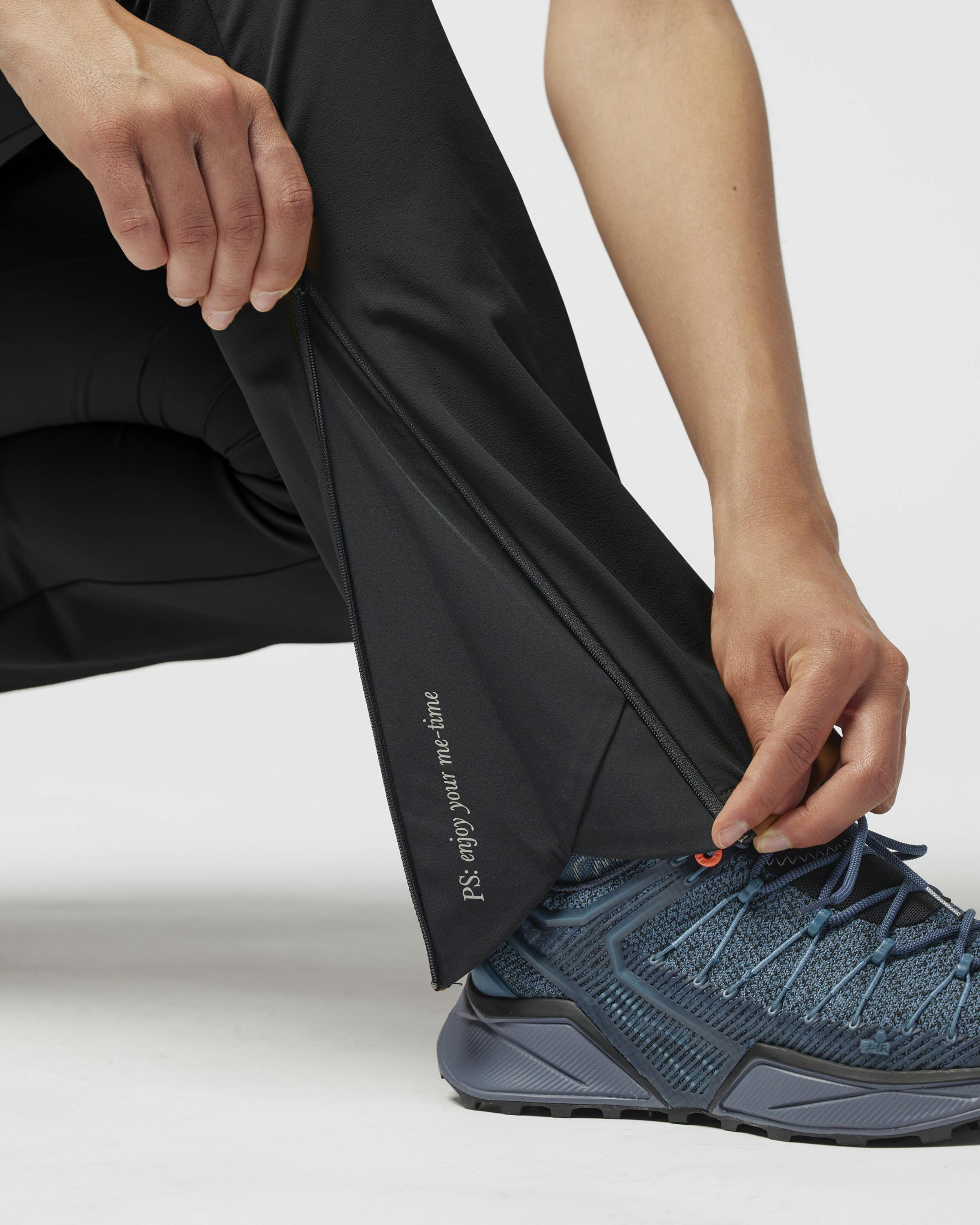 Michelle Hose Kurz tech_detail image