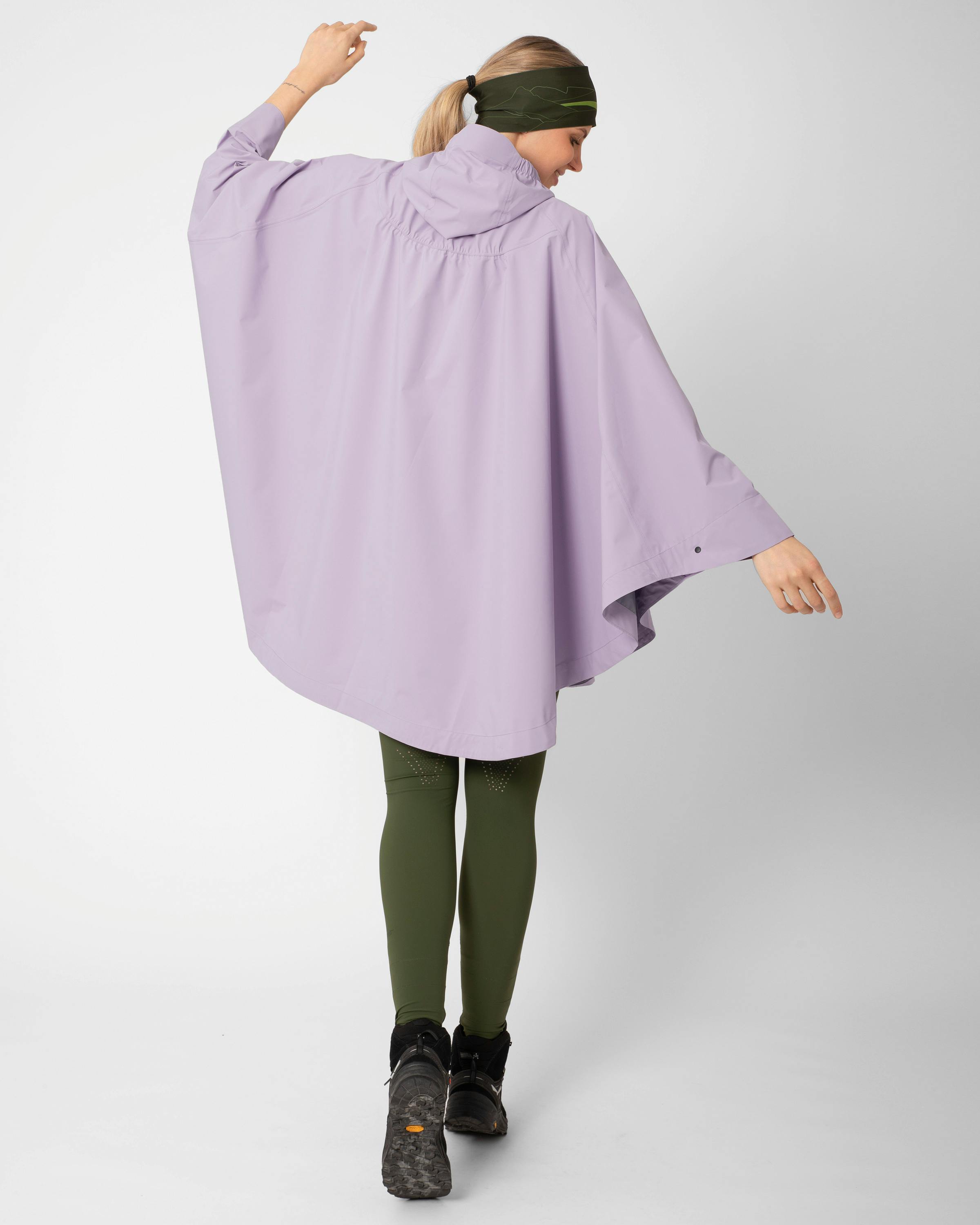 Brigitte Cape action_shot image