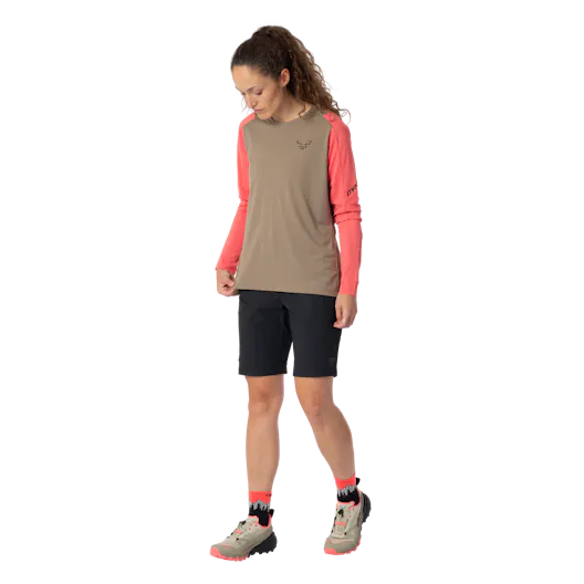 Transalper Langarmshirt Damen on_body image