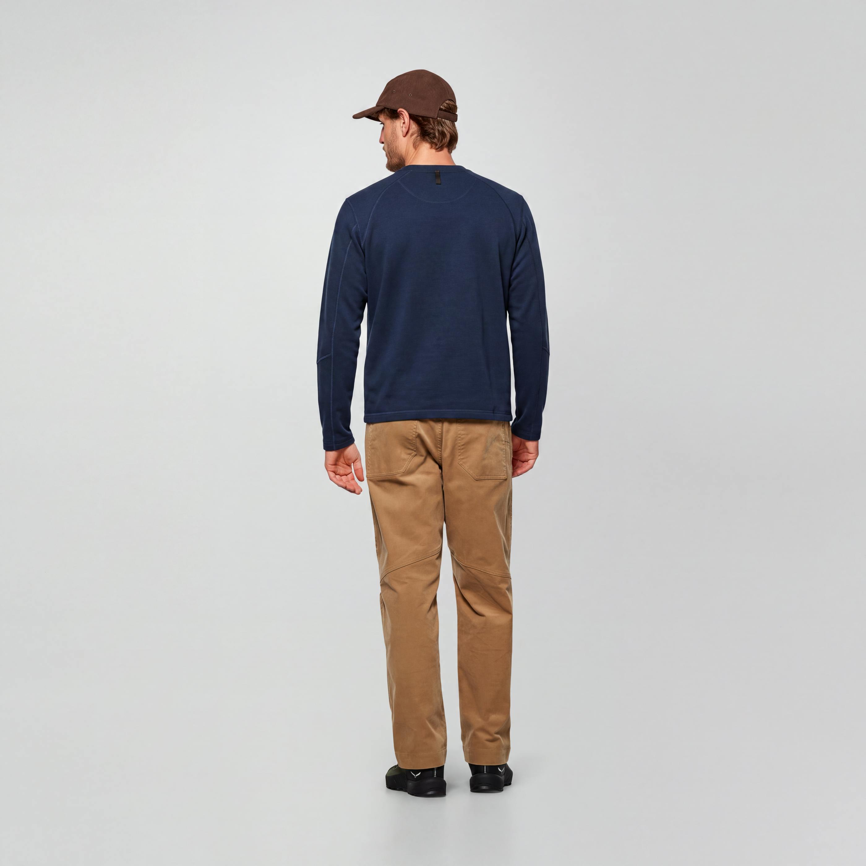 Fanes Dry'ton Pullover Man on_body image