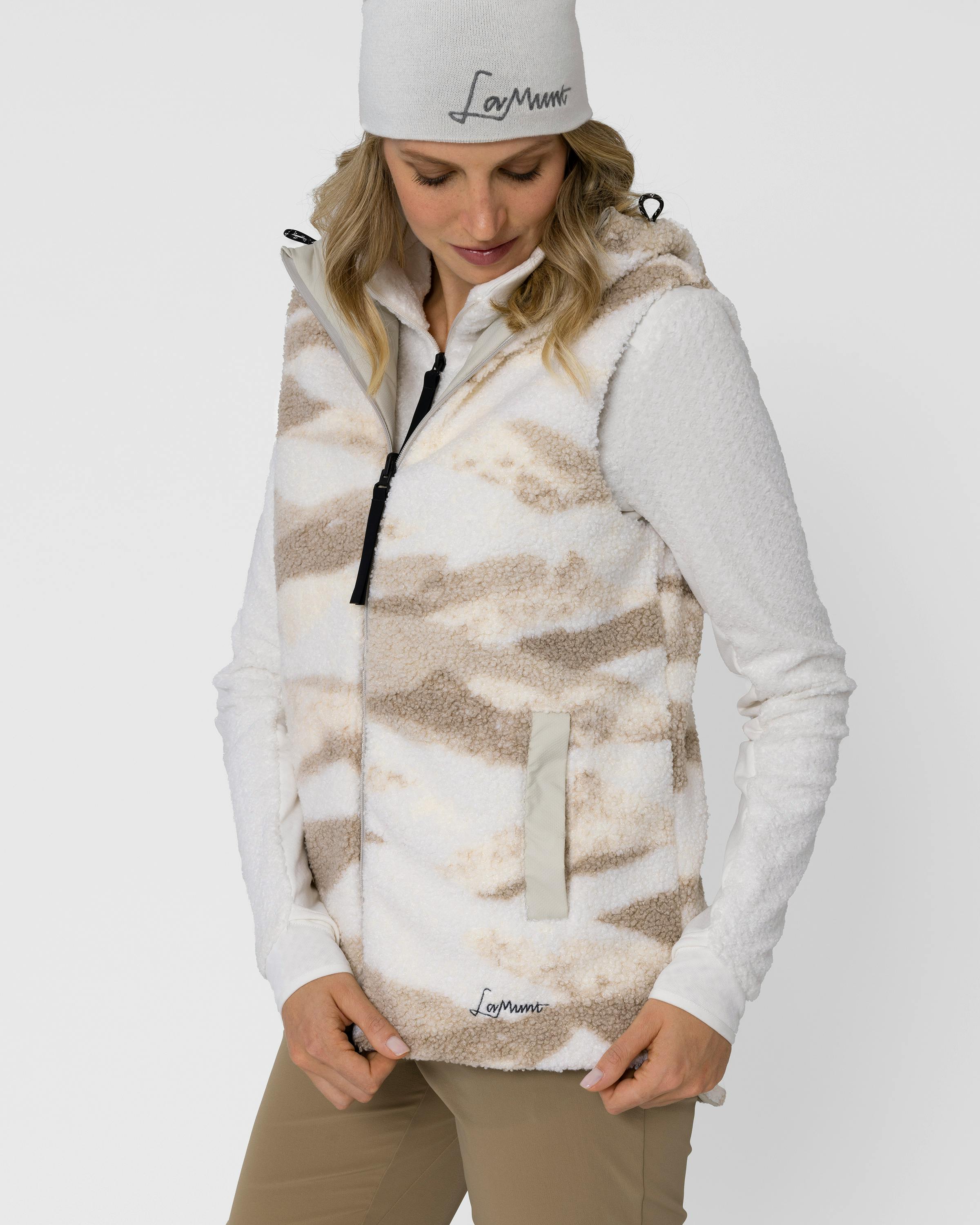 Sabine Reversible Vest tech_detail image