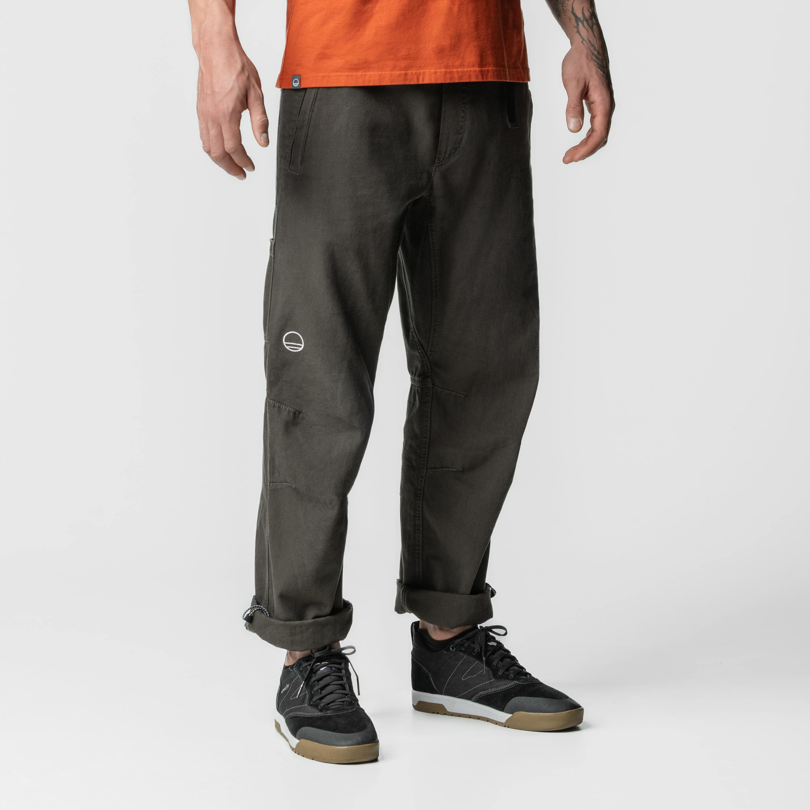 Pantaloni Movement Canvas Uomo on_body image