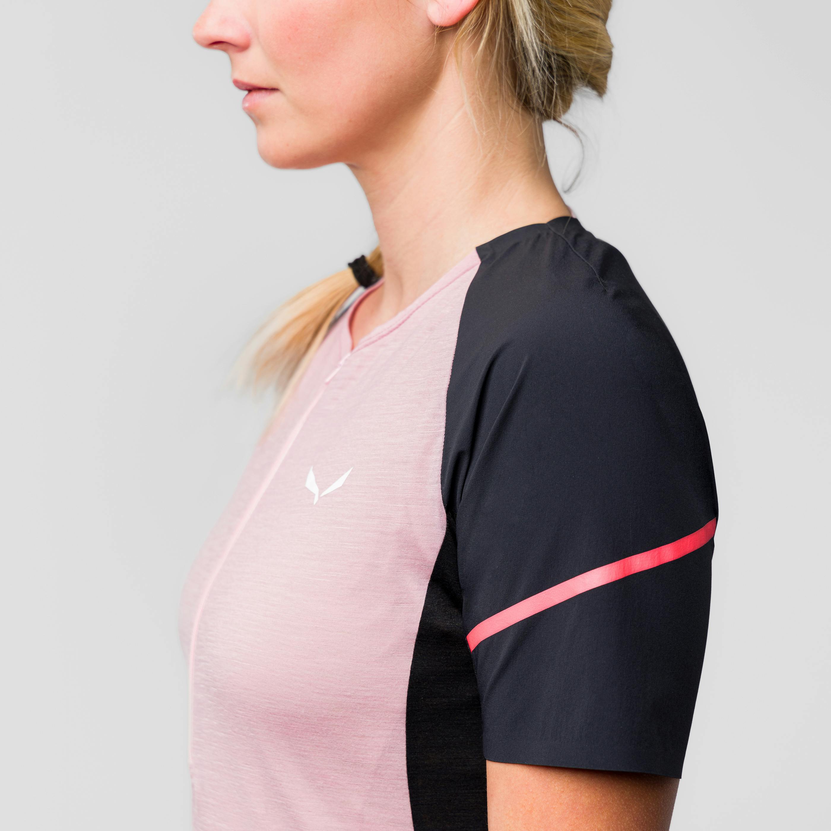 Vento Merino Half Zip T-Shirt Women tech_detail image
