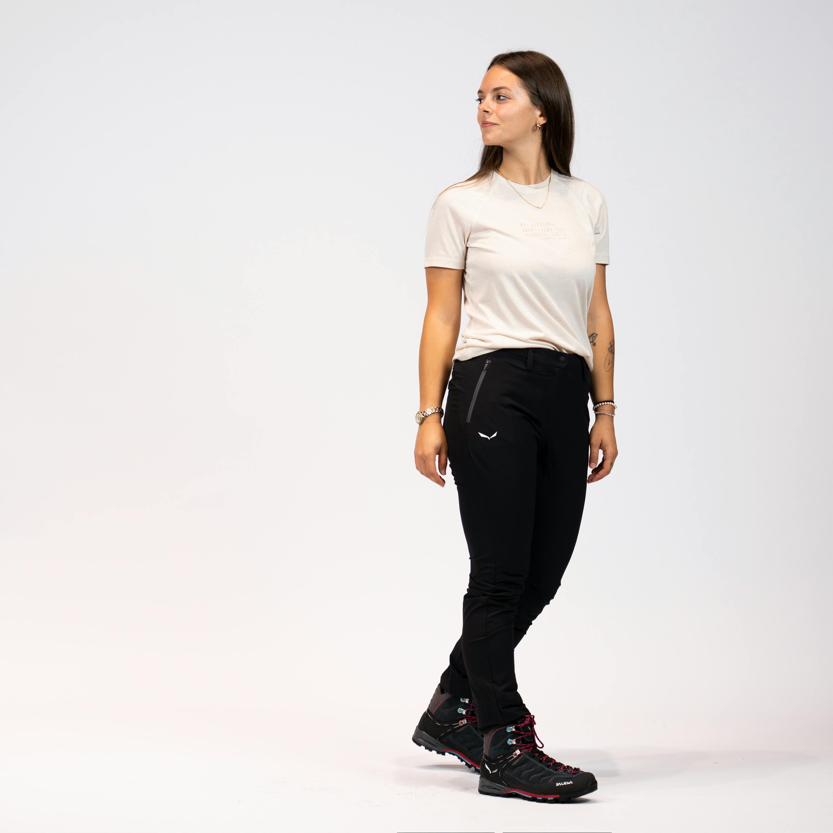 Casis 2 Durastretch Pantalon Regular Femme on_body image