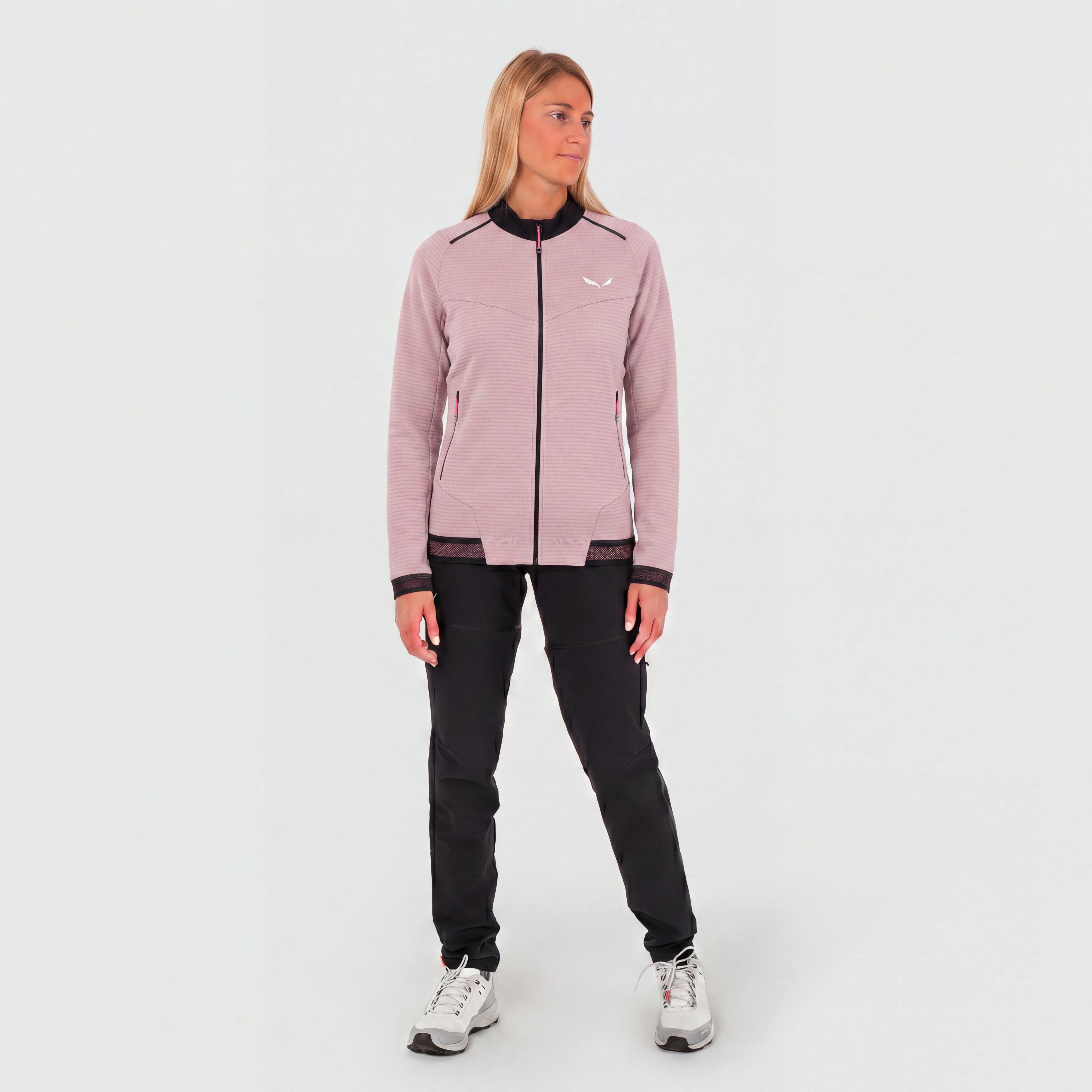 Pedroc 2 Polarlite Jacket Women on_body image