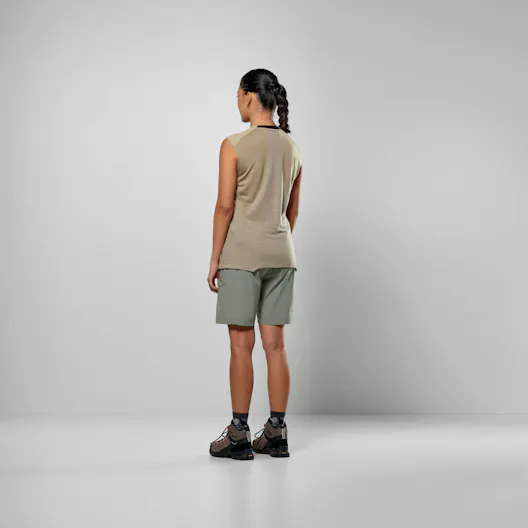 Puez Merino Hybrid Tanktop Damen on_body image