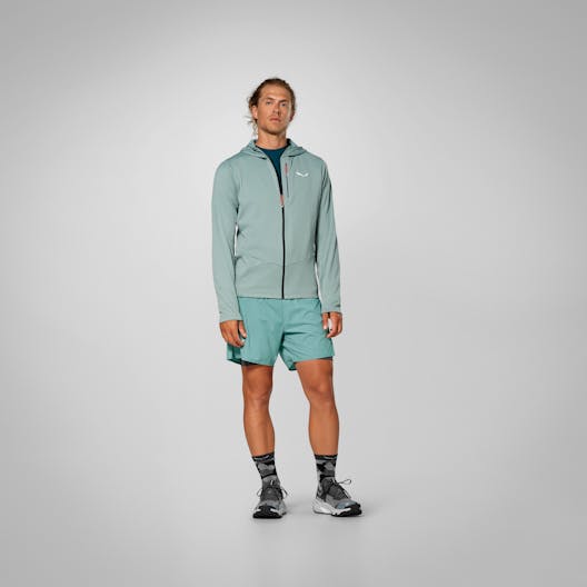 Pedroc 3 Hooded Jacket Men on_body image