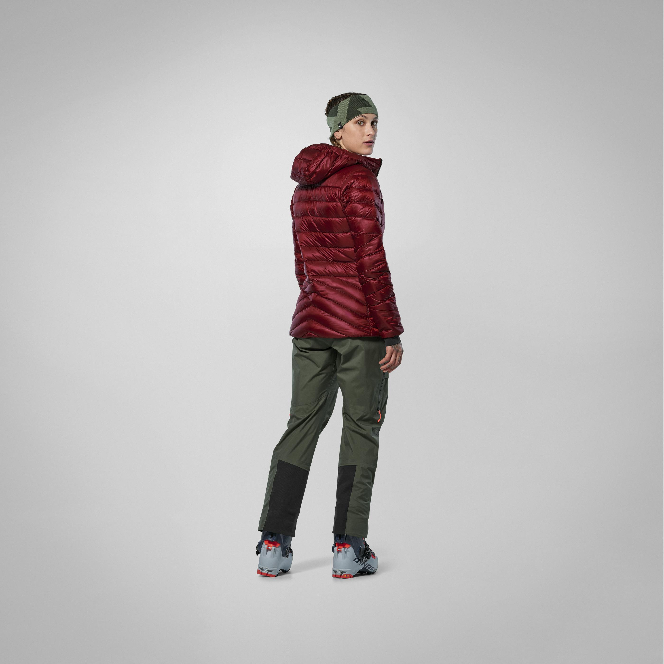 ORTLES MED 3 RDS DOWN JACKE DAMEN on_body image