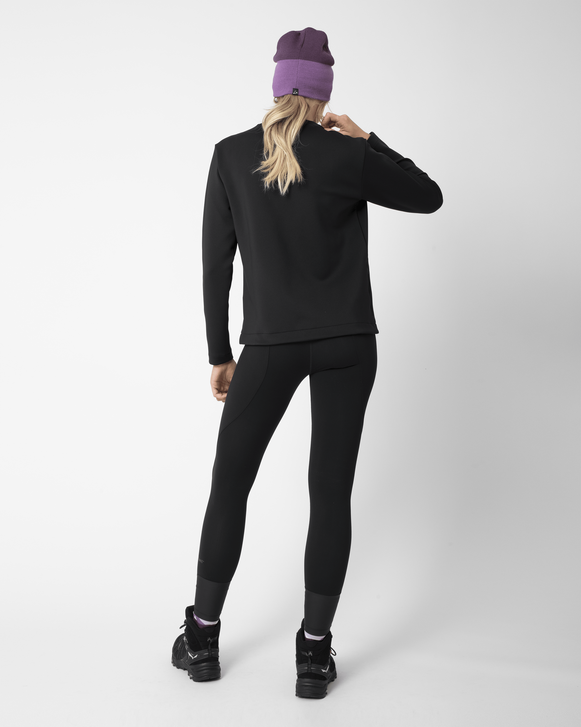 Clelia Felpa Logo perspective_view image