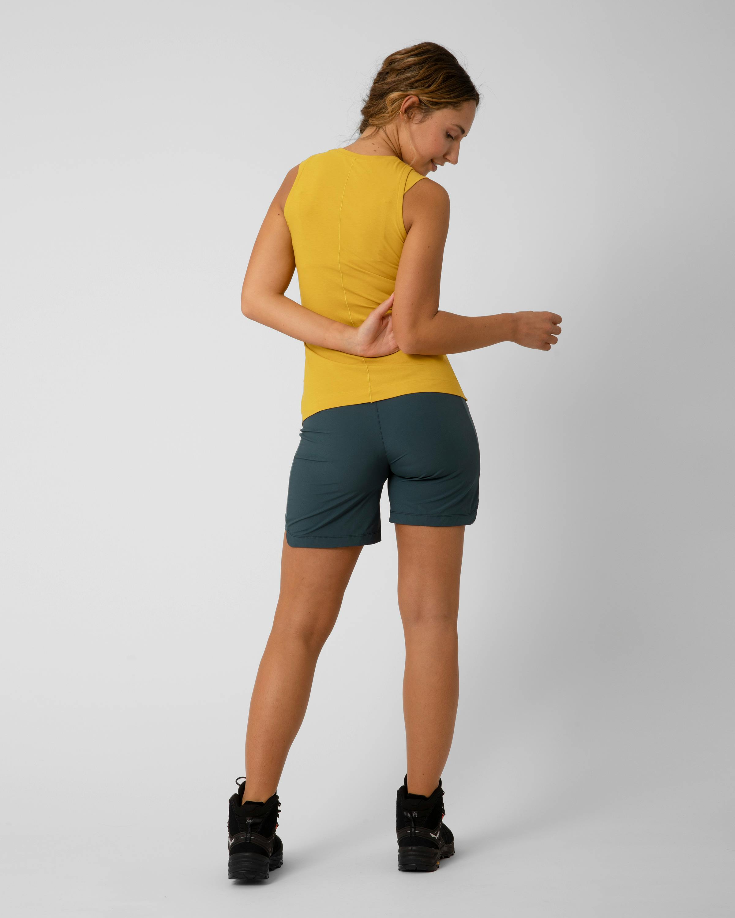 Maria Curve Tank perspective_view image