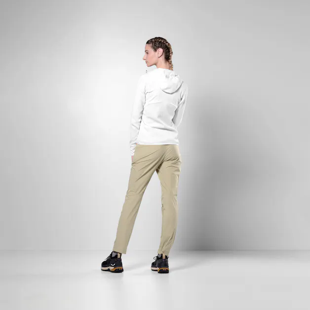 Puez Waffle Hybrid Polarlite Kapuzenjacke Damen on_body image